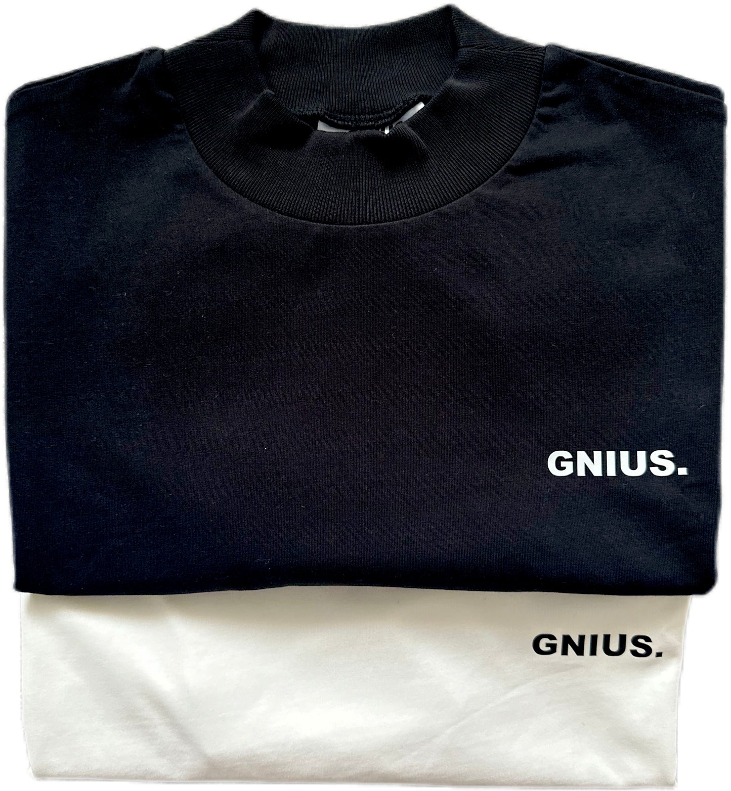 GNIUS BASIC OVERSIZED TEE - BLACK