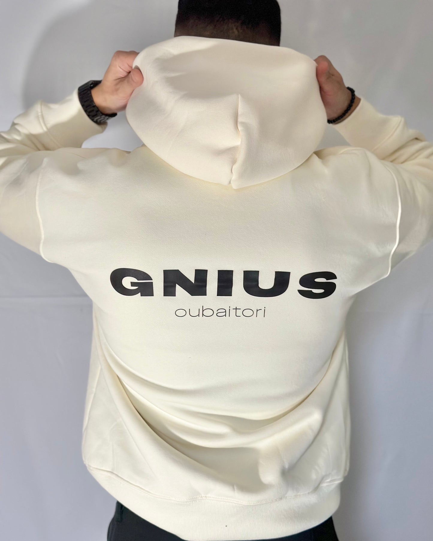 OUBAITORI HOODIE IN CREAM