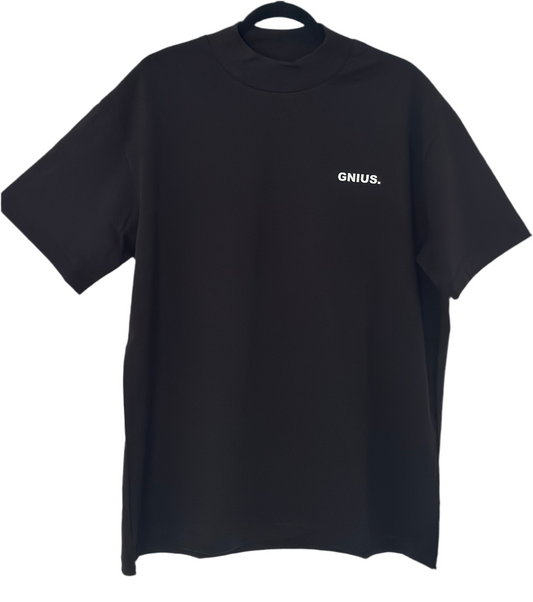 GNIUS BASIC OVERSIZED TEE - BLACK