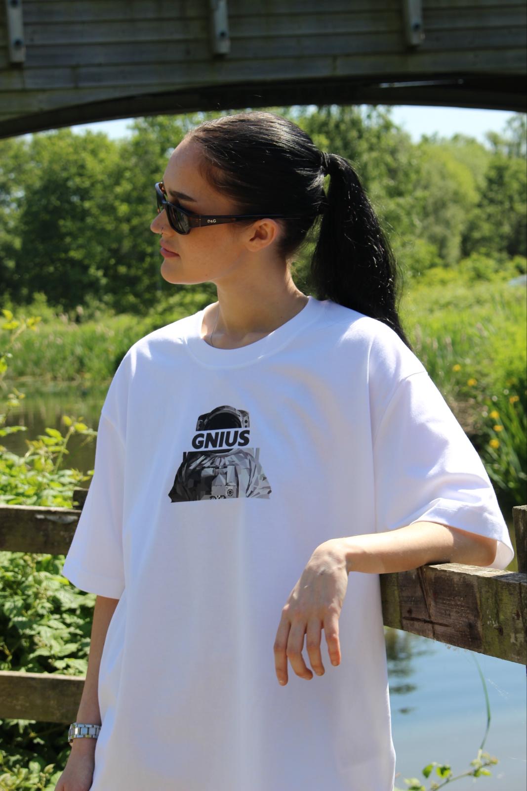 GNIUS x EPOLLO 'ASTRONAUT' OVERSIZED TEE